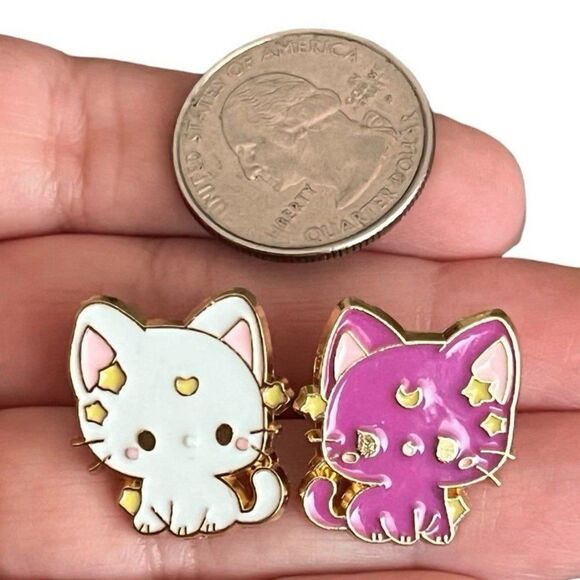 Set of 2 Sailor Moon Luna and Artemis Couple Best Friends Enamel Pins - Picture 8 of 10